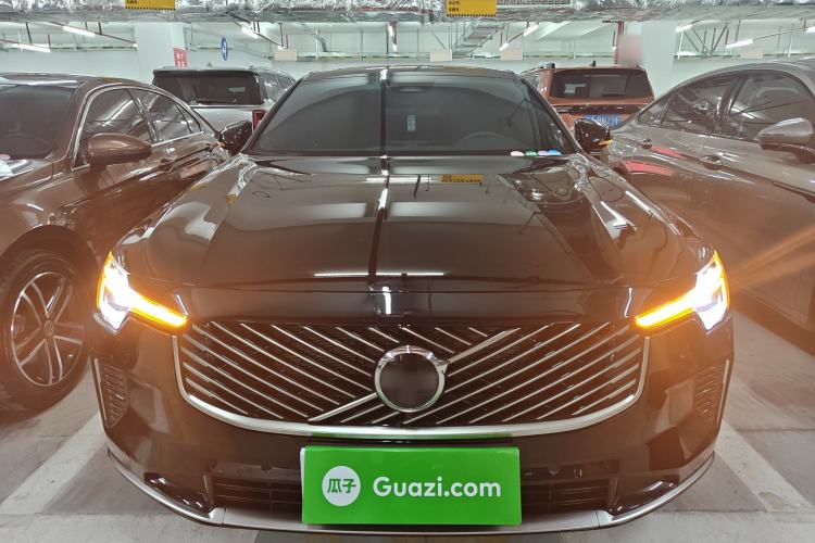 Used Volvo S90 2026 B5 Zhiyuan Luxury Edition