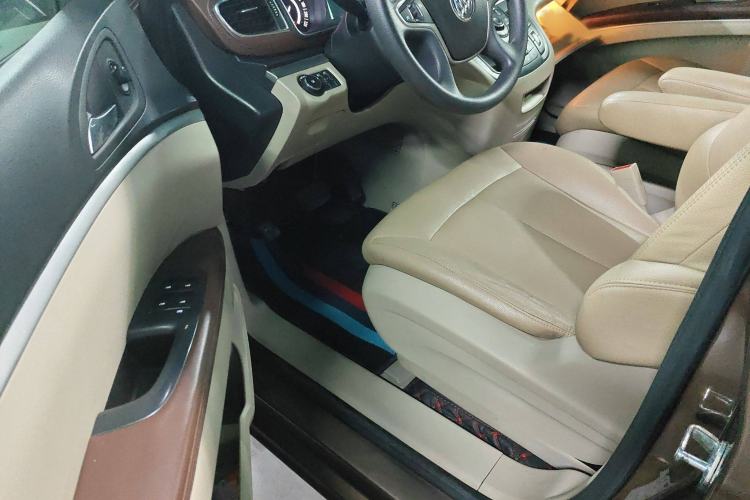 Used Buick GL8 2018 28T Comfort Model China VI Standard