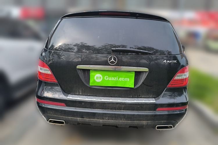 Used Mercedes-Benz R-Class 2017 R 320 4MATIC Business Edition Prestige Model
