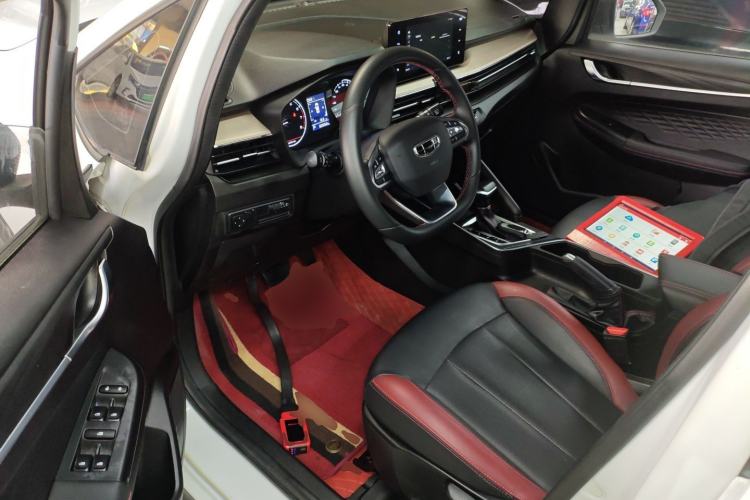 Used Geely Auto Vision X3 2021 PRO 1.5L CVT Deluxe Model
