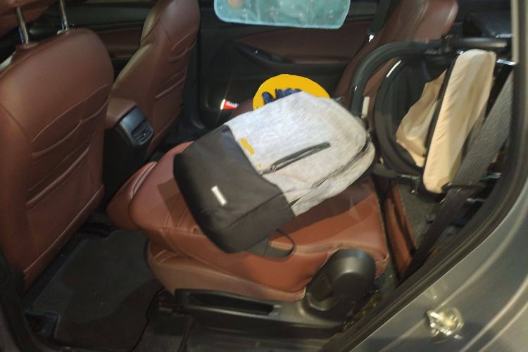 Used Buick GL6 2018 18T 6-Seater Prestige Model
