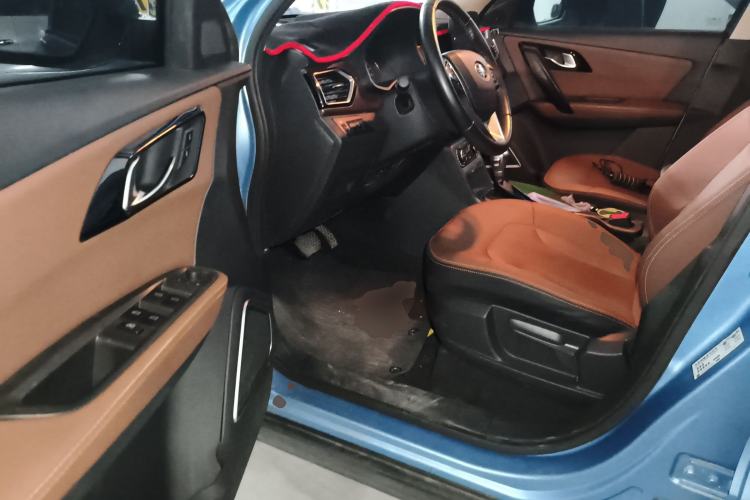 Used FAW Senya R7 2017 1.6L Automatic Smart Version
