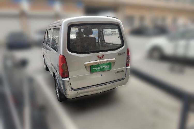 Used Wuling Rongguang 2011 1.2L Base Version
