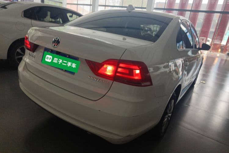 Used Volkswagen Santana 2016 1.6L Manual Fashion Edition
