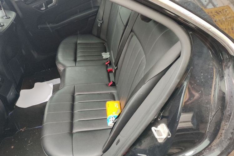 Used Mercedes-Benz E-Class 2015 E 260 L Sport & Fashion Model Left Rear Seat