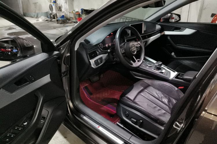 Used Audi A4L 2019 40 TFSI Fashion Edition China VI Emission Standard