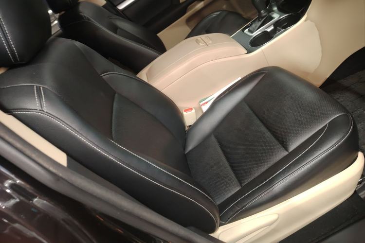 Used Toyota Highlander 2018 2.0T Two-Wheel Drive Elite Edition 7 Seats China VI Standard