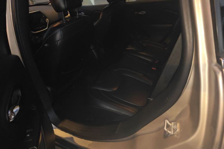 Used Jeep Cherokee 2014 2.4L Luxury Edition