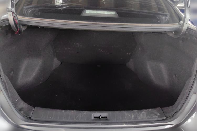 Used Nissan Sylphy 2021 Classic 1.6XE CVT Comfort Edition Trunk