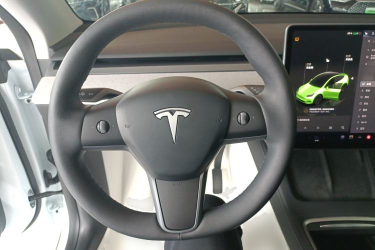 Used Tesla Model Y 2024 Long-Range All-Wheel-Drive Version Steering Wheel