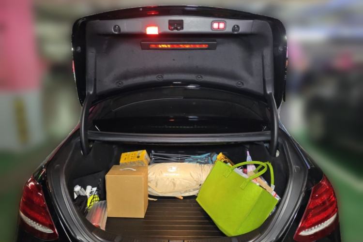 Used Mercedes-Benz E-Class 2018 Facelift E 300 L Luxury Edition Trunk