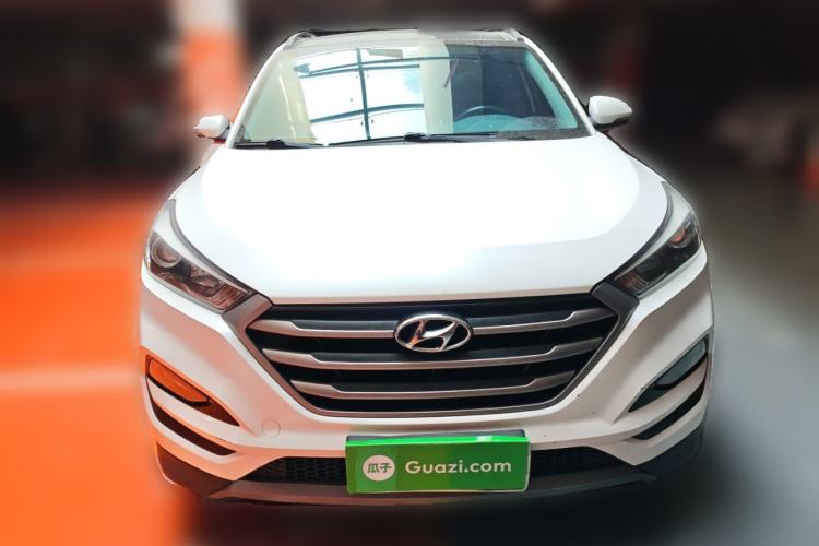 Used Hyundai Tucson 2015 1.6T Dual-Clutch Two-Wheel-Drive Smart Model Front