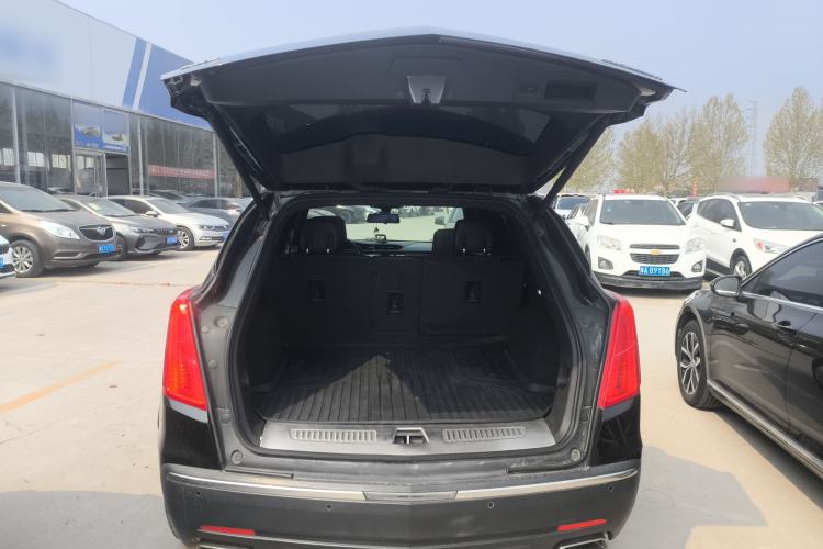 Used Cadillac XT5 2018 28E Four-Wheel Drive Tech Version
