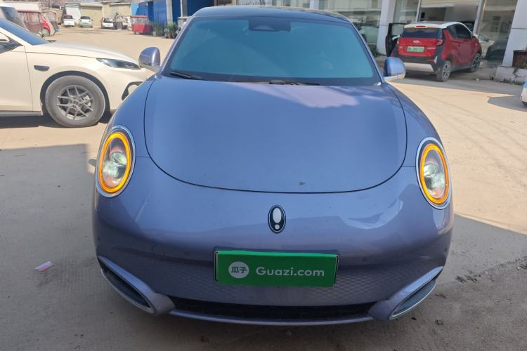 Used ORA Lightning Cat 2022 555 km Luxury Edition Front