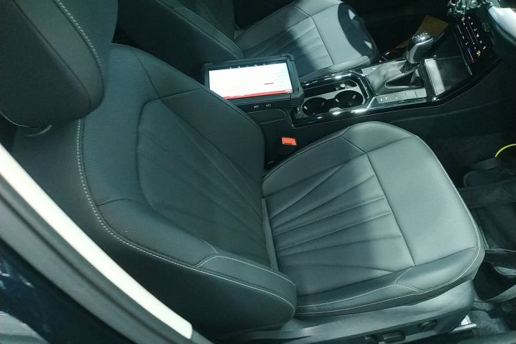 Used Volkswagen Passat 2025 Premium Version 380TSI Dragon Edition