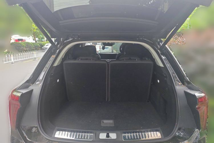 Used Hongqi E-HS9 2022 690 km Range Flagship Edition Six Seats Trunk