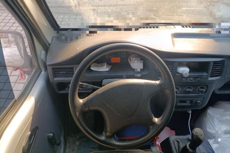 Used Wuling Zhiguang 2015 1.2L Practical LS-I Model