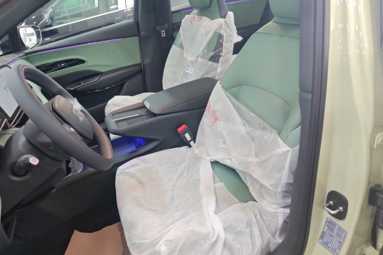 Used Hongqi EH7 2025 600 Smart Selection Edition
