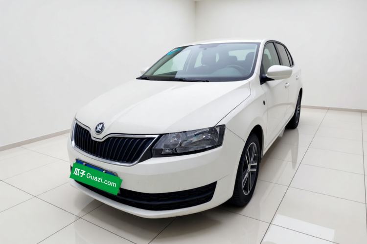 Used Skoda Rapid Spaceback 2014 1.6L Automatic Enjoyment Edition