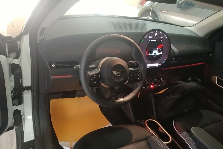 Used MINI Electric MINI COOPER 2024 452km COOPER SE Artist