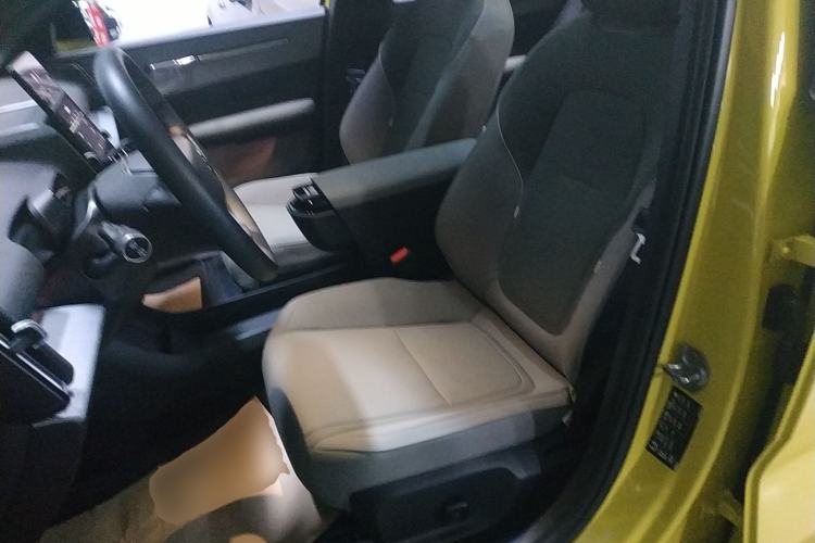 Used Volvo EX30 2025 Rear-Drive Long-Range Version Ultra
