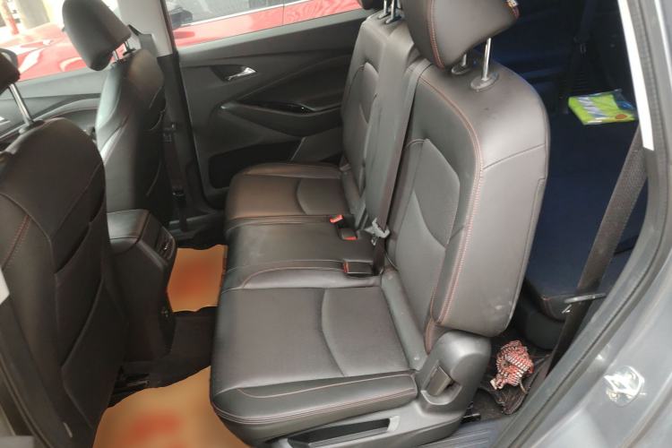 Used Chevrolet Orlando 2019 Redline 530T Automatic Enjoyment Version (5+2 Seating) China VI
