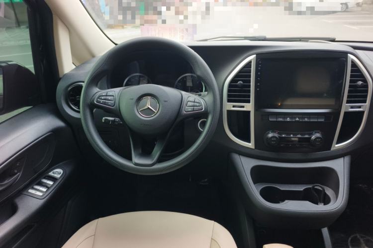 Used Mercedes-Benz Vito 2023 2.0T Elite Version 7 Seats