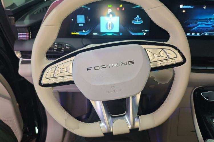 Used FORTHING Xinghai V9 2024 1.5TD 200km Chinese Knot Series Premium Edition