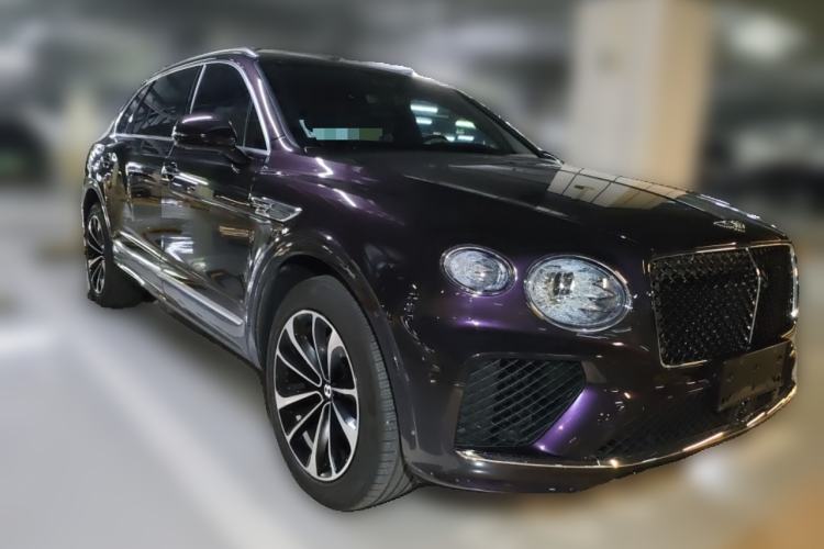 Used Bentley Bentayga 2024 4.0T V8 Long-Wheelbase Version Front Right 45 Deg