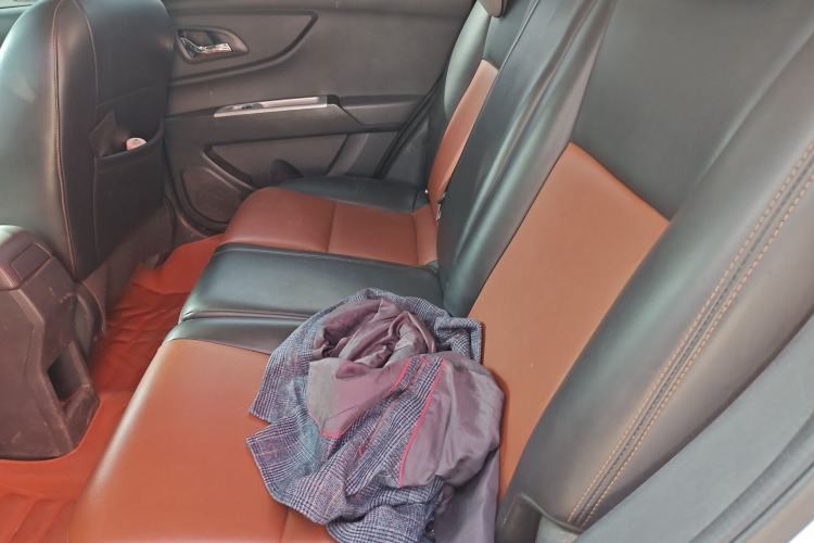 Used Dongfeng Aeolus AX3 2016 1.5L Manual Shangkue Model
