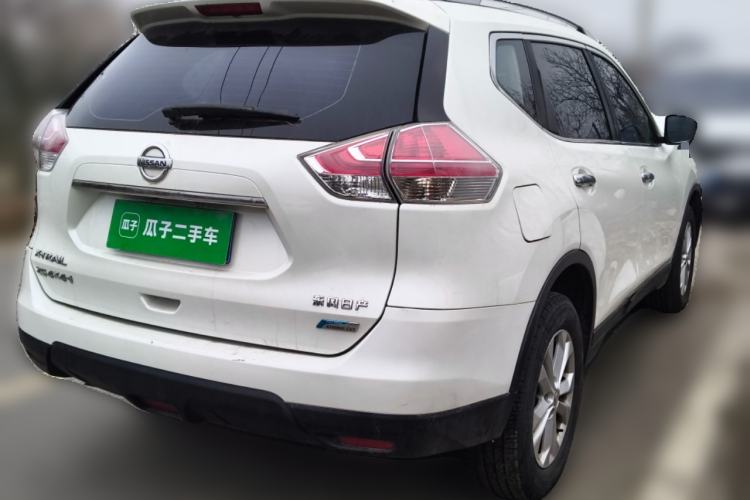 Used Nissan X-Trail 2014 2.5L CVT Leading Edition 4WD