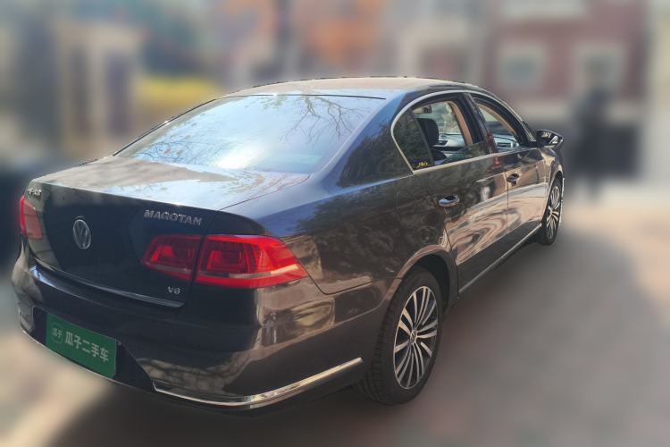 Used Volkswagen Magotan 2012 3.0 FSI Flagship Edition Rear Right 45 Deg