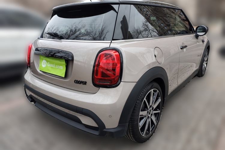 Used MINI 2023 1.5T COOPER Artist
