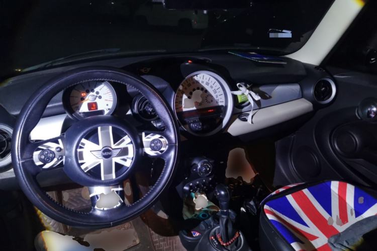 Used MINI Clubman 2011 1.6L COOPER Fun Center Console