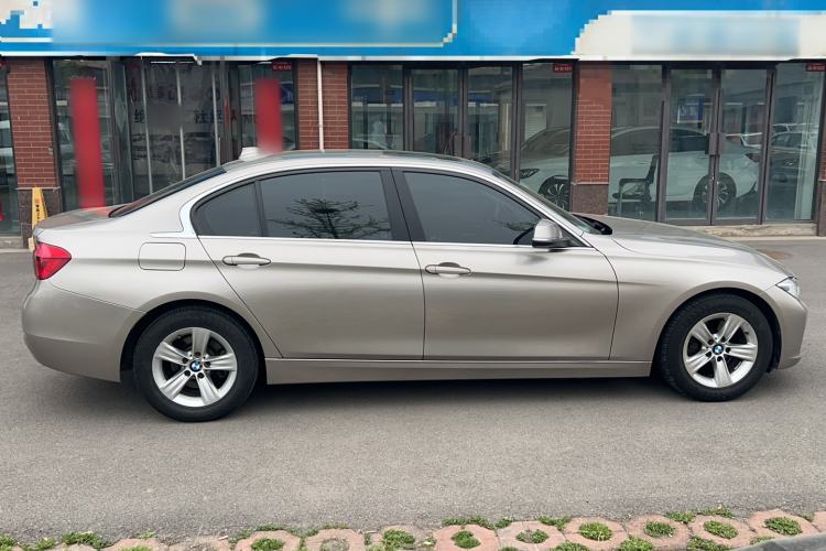 Used BMW 3 Series 2016 316Li Fashion Model Exterior 2
