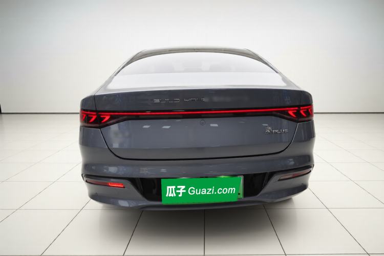 Used BYD Qin PLUS 2024 HONOR Edition DM-i 55KM Beyond Model
