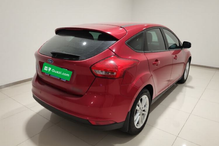 Used Ford Focus 2015 Hatchback 1.6L Automatic Fashion Edition
