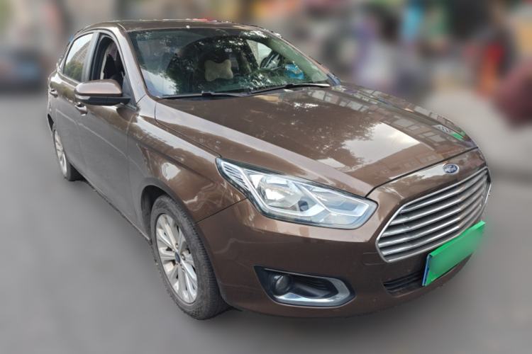 Used Ford Escort 2015 1.5L Automatic Fashion Model
