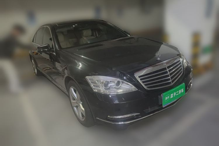 Used Mercedes-Benz S-Class 2010 S 300 L Prestige Edition Front Right 45 Deg