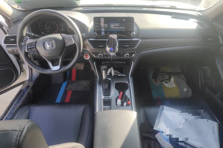 Used Honda Accord 2018 230TURBO Comfort Version National V Center Console