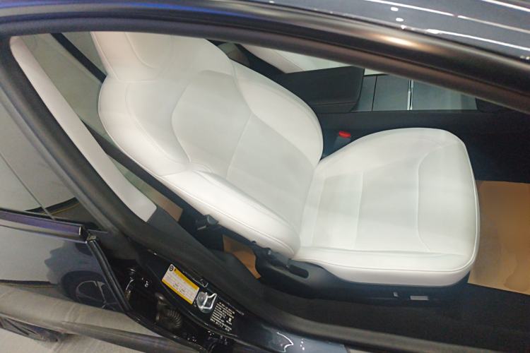 Used Tesla Model 3 2023 Rear-Wheel-Drive Version