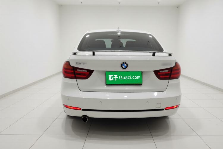 Used BMW 3 Series GT 2016 320i Design Package Edition Exterior 4