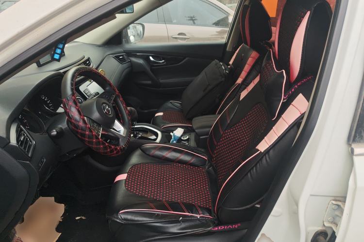 Used Nissan X-Trail 2017 2.5L CVT 7-Seater Leading Edition 4WD Left Front Seat