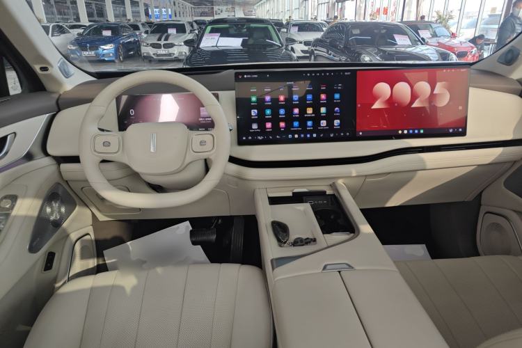 Used Wey Lanshan 2025 Four-Wheel Drive Max