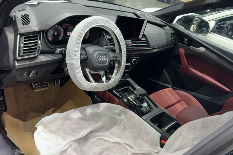 Used Audi Q5L 2025 quattro 45th Anniversary Edition 45 TFSI Luxury Dynamic Model