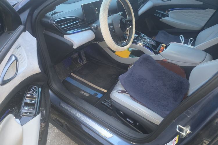 Used BYD Seal 2022 700 km Long-Range Rear-Wheel-Drive Version