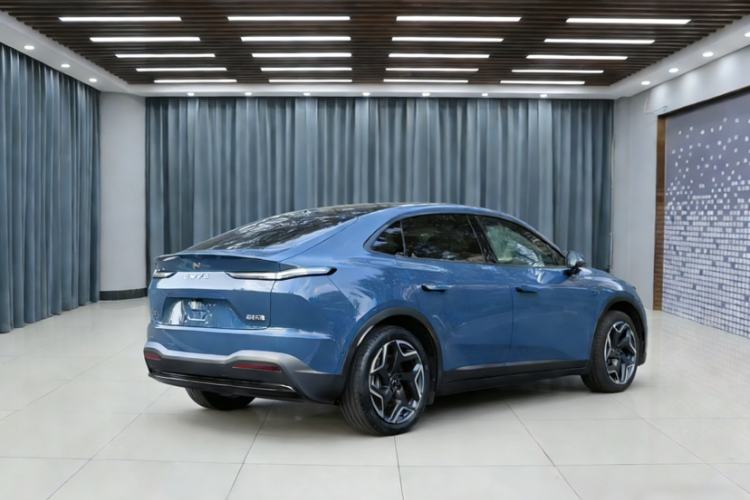 Used ONVO L60 2024 60 kWh Rear-Drive Version