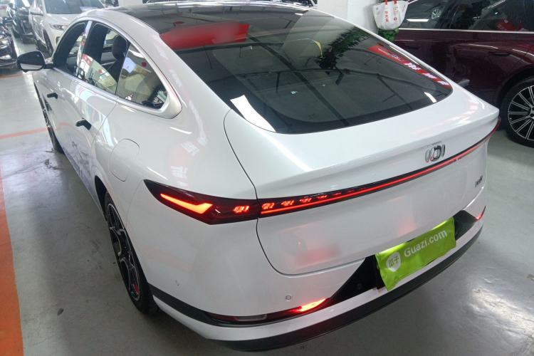 Used CHANGAN NEVO A07 2025 Range-Extended "True Fragrant" Edition 230 Premium Version Exterior 2