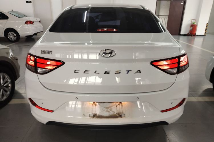 Used Hyundai Celesta 2020 1.6L Automatic GL Enjoyable Edition