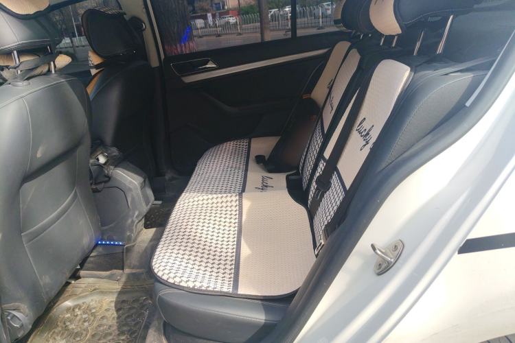 Used Volkswagen Lavida 2015 1.6L Automatic Comfort Edition Left Rear Seat